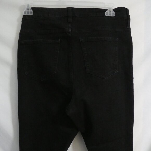 JOE FRESH + | size 16 | Classic Slim | Black Distressed Bermuda Denim Jeans - Picture 15 of 16